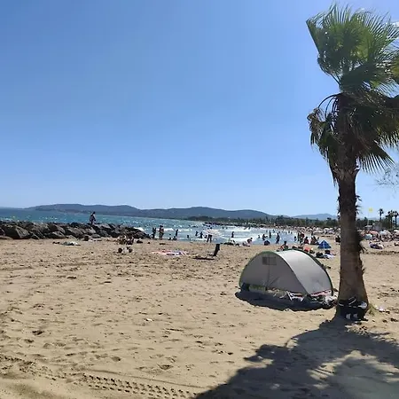 Jolis Voiliers De 6m Pour Experience Insolite Sur Port Et Port Santa Lucia St Raphael *